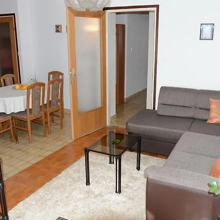 Divota Ζαντάρ